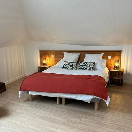 Le Couleau Bed and Breakfast Chateauroux-les-Alpes Exteriör bild