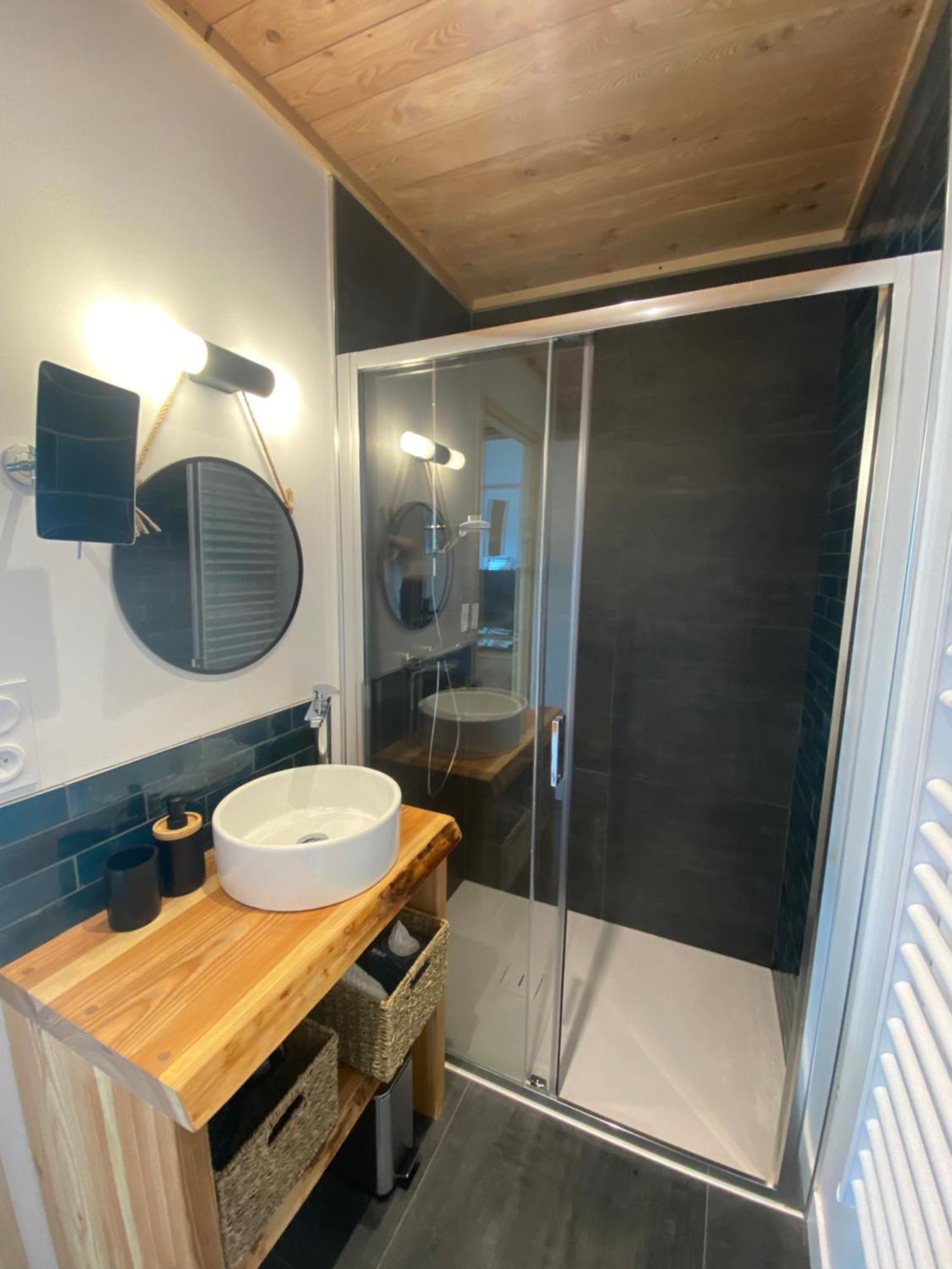 Le Couleau Bed and Breakfast Chateauroux-les-Alpes Exteriör bild