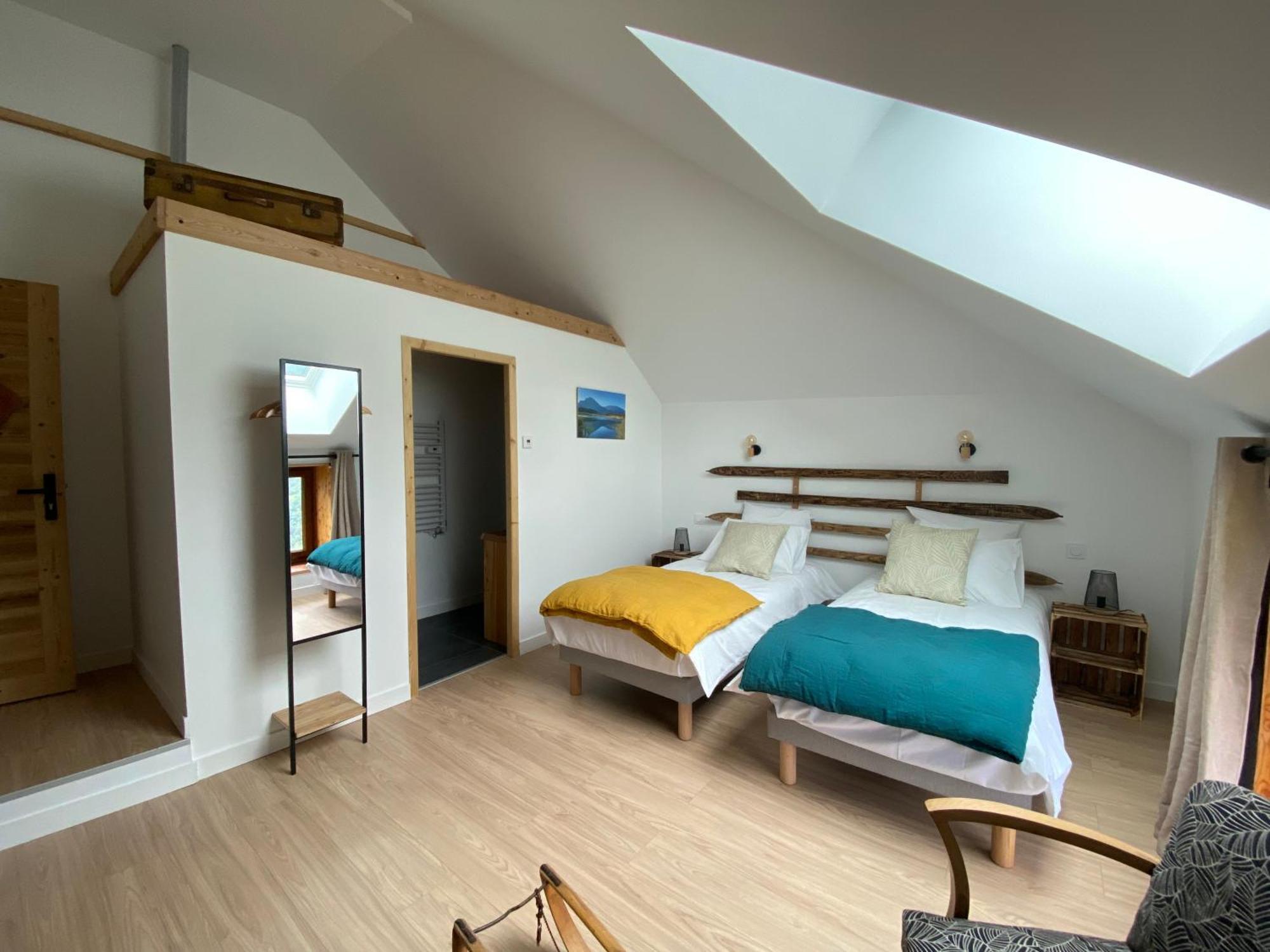 Le Couleau Bed and Breakfast Chateauroux-les-Alpes Exteriör bild