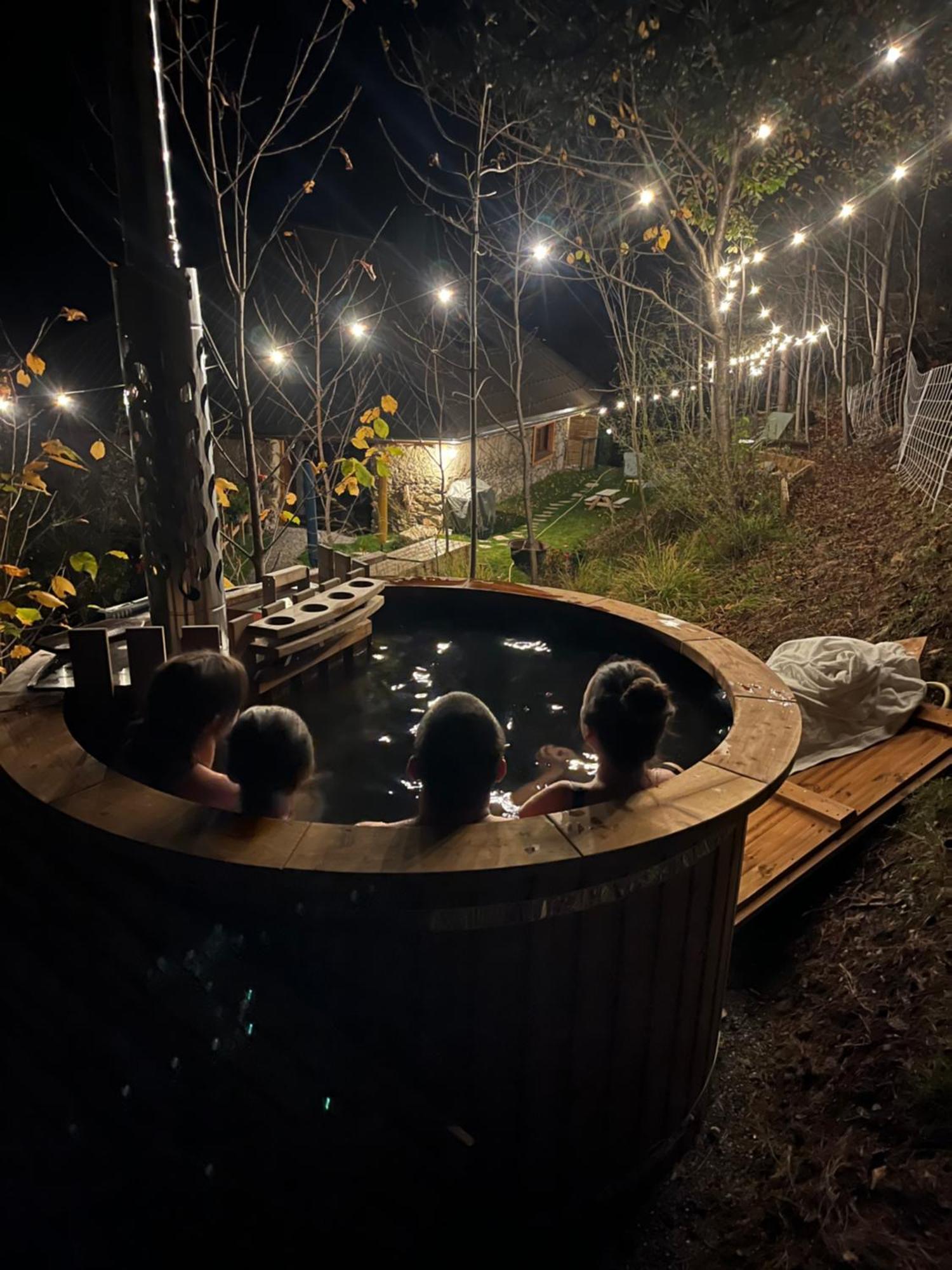 Le Couleau Bed and Breakfast Chateauroux-les-Alpes Exteriör bild